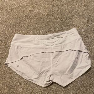 White lululemon shorts